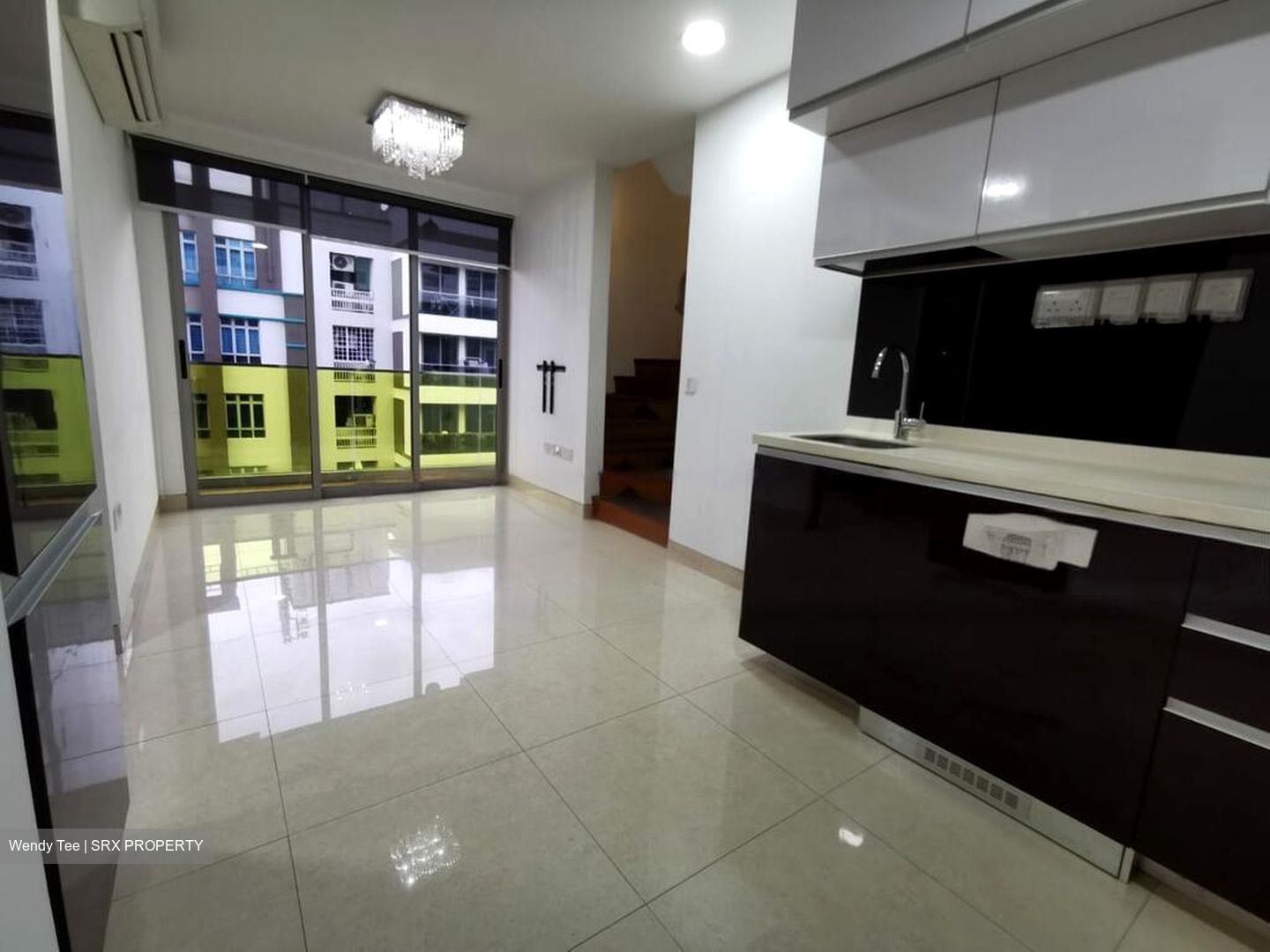 Centra Residence (D14), Apartment #426659281